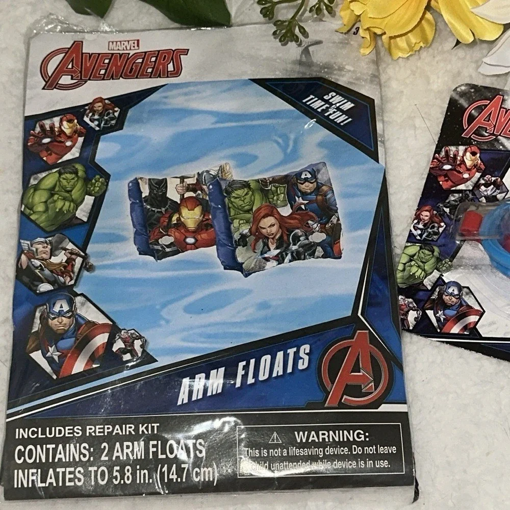 Marvel Avengers Kids Swim Bundle Goggles and Inflatable Arm Floats Set NEW